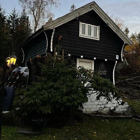 Stabbur Steinbekken, Back To Basic Primitive Overnight Eidsvoll Eksteriør bilde
